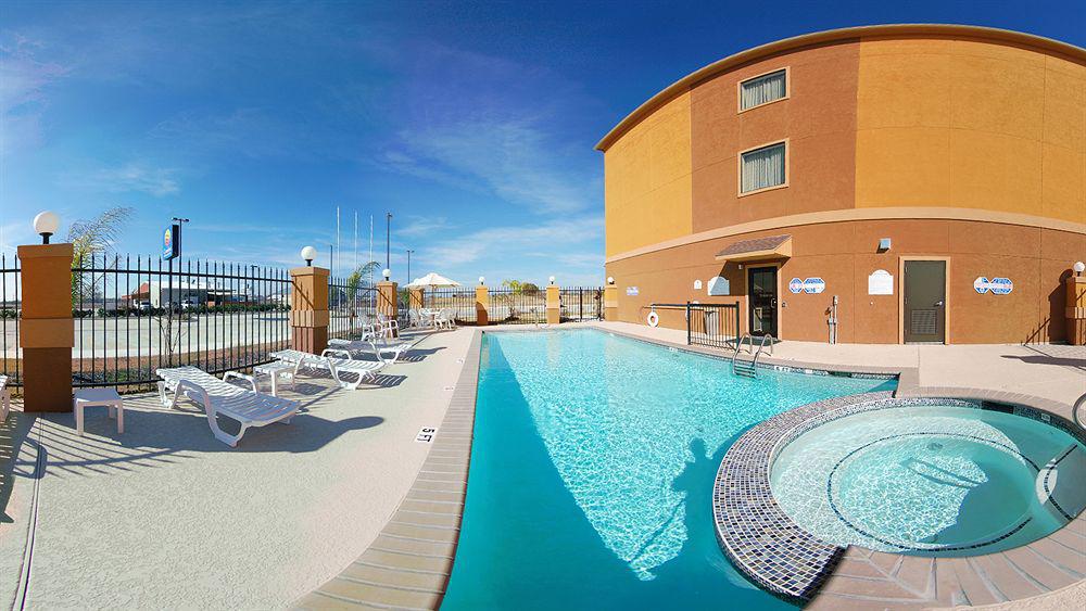 Comfort Inn & Suites Navasota Exterior foto